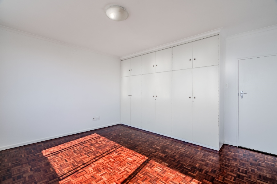 2 Bedroom Property for Sale in Mouille Point Western Cape